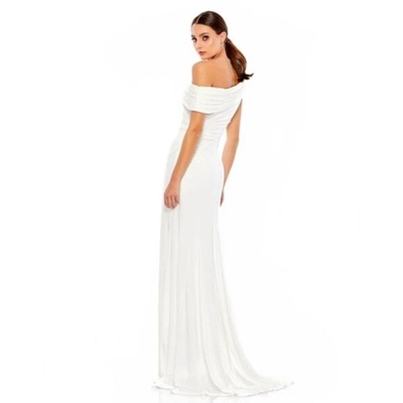 NWOT Ieena for Mac Duggal Off-Shoulder Neckline High Slit White Gown Size 8 - Picture 3 of 3